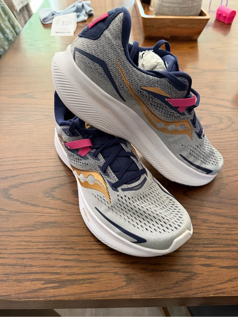 Saucony breathable gray